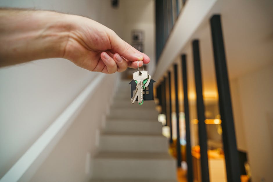 Choosing Between Buying and Renting: A Financial Comparison for UK Renters